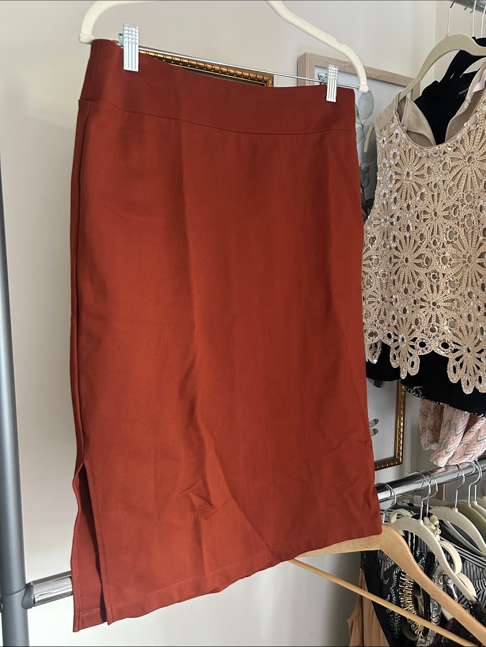 🍁🍁Nine West M slim stretchy knit copper Rust pencil Skirt with side slit
